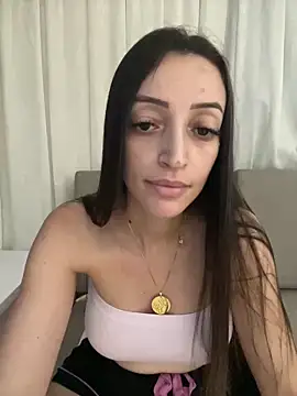 BelleRune online show from January 20, 2025, 5:06 pm