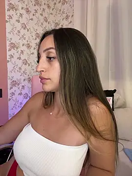 BelleRune online show from February 16, 2026, 5:31 pm