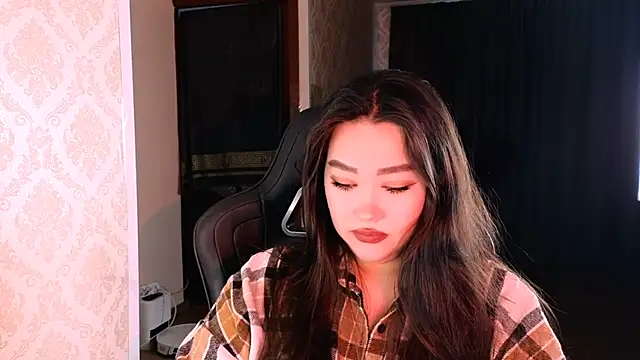 Emma Uilson online show from December 1, 2025, 2:27 am