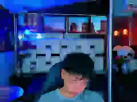 lunabustygirl online show from January 19, 2026, 1:15 pm