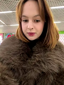 Snapshot of hani_obsessed chatting on December 16, 2025, 10:09 am hani obsessed online show from December 16, 2025, 10:09 am