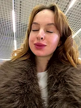 Snapshot of hani_obsessed chatting on January 14, 2026, 12:00 pm hani obsessed online show from January 14, 2026, 12:00 pm