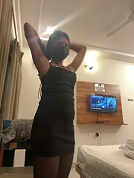 Snapshot of sexyayeshadesi chatting on May 2, 2026, 6:02 pm sexyayeshadesi online show from May 2, 2026, 6:02 pm
