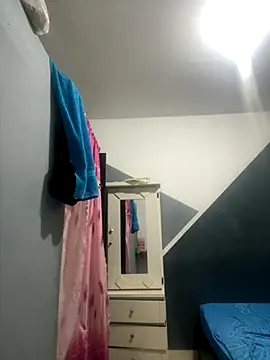 Snapshot of lizmy chatting on December 1, 2025, 4:28 am lizmy online show from December 1, 2025, 4:28 am