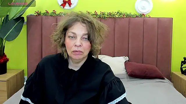 Valerie King online show from December 21, 2025, 1:24 am