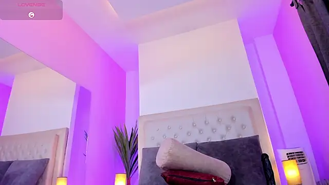 violeta santanna online show from March 15, 2026, 9:37 am