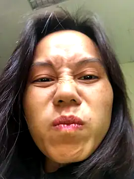 Trangbabylove online show from November 22, 2025, 9:14 pm