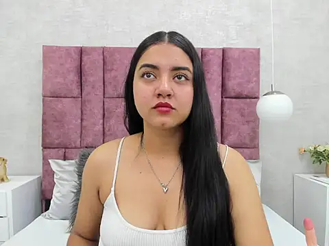 SalomeLee online show from December 5, 2025, 11:08 am