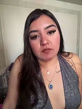 Snapshot of love_queen02 chatting on November 18, 2025, 5:28 pm love queen02 online show from November 18, 2025, 5:28 pm