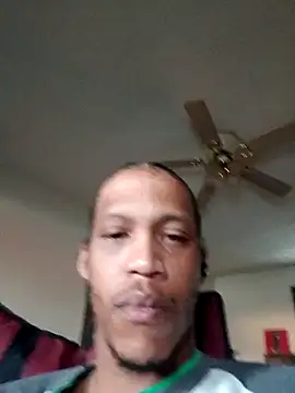 Snapshot of BrownSuga317 chatting on November 14, 2025, 9:57 pm BrownSuga317 online show from November 14, 2025, 9:57 pm