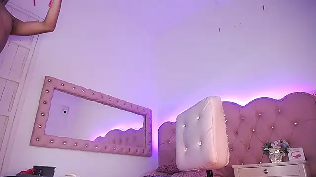 Sussan cooper online show from March 25, 2026, 7:31 pm