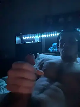 daddyshomeee  online show from March 21, 2026, 8:19 am