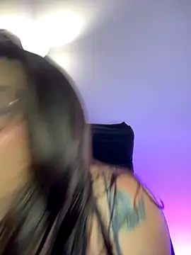 kaily monroe online show from November 18, 2025, 10:03 pm