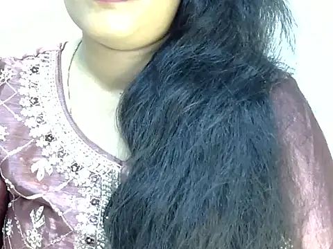 Muskan Jha online show from April 17, 2026, 3:04 pm