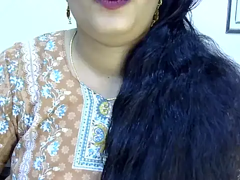 Muskan Jha online show from May 5, 2026, 2:03 pm