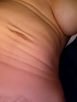 Lousii online show from March 17, 2026, 5:49 pm