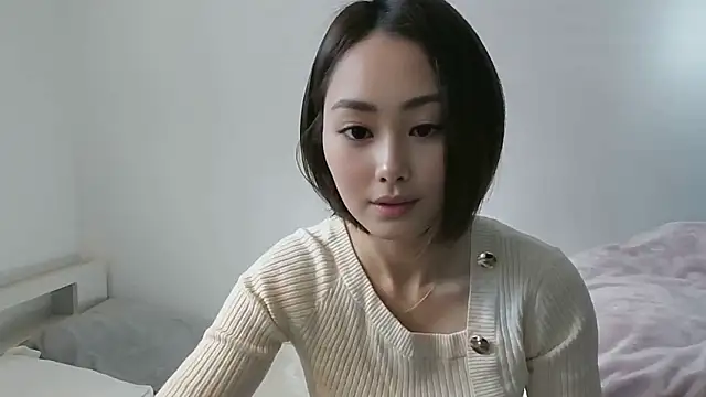 Snapshot of mio-japan chatting on November 30, 2025, 4:27 am mio-japan online show from November 30, 2025, 4:27 am