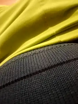 Snapshot of BuskedFester chatting on November 30, 2025, 5:22 am BuskedFester online show from November 30, 2025, 5:22 am