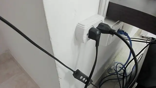 Kendall curves online show from February 10, 2026, 3:10 am