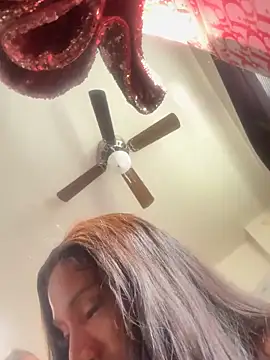 Motherbigbus online show from March 25, 2026, 4:13 pm