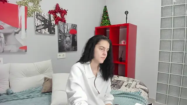 Lovely Audrey online show from December 14, 2025, 1:16 pm