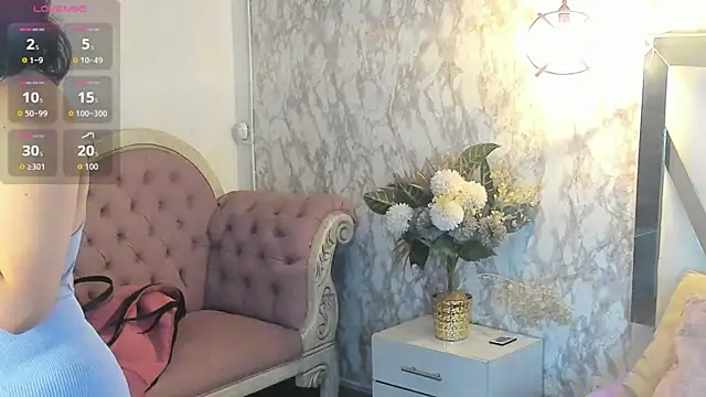 LILITH LIBELULA online show from November 24, 2025, 7:02 pm