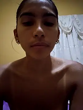 skinnyrox online show from February 19, 2026, 2:40 am