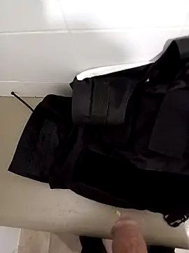 Jeison0323 online show from March 29, 2026, 5:07 am