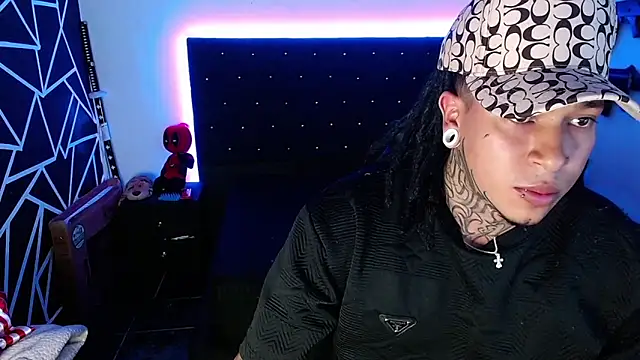 Zero-X9 online show from February 17, 2026, 8:59 pm