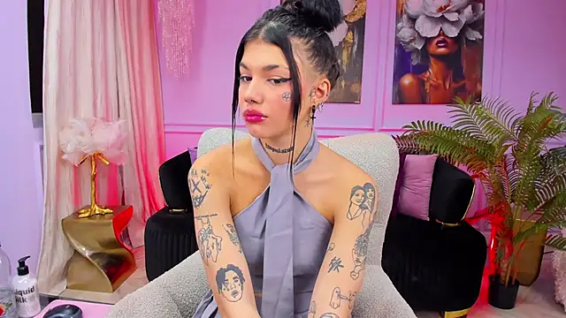 YasminWild online show from December 22, 2025, 5:04 am