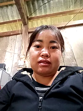 Snapshot of Rose-rose1234 chatting on November 17, 2025, 12:49 am Rose-rose1234 online show from November 17, 2025, 12:49 am