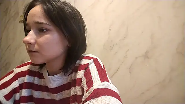 TianaMeiser online show from November 19, 2025, 11:32 am