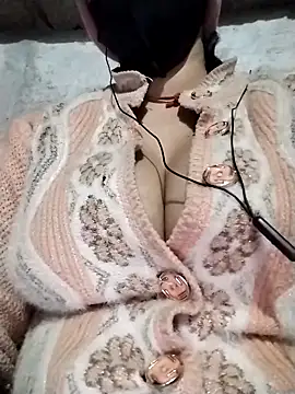 Snapshot of CUTE_123X chatting on November 19, 2025, 4:40 pm CUTE 123X online show from November 19, 2025, 4:40 pm