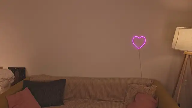 Snapshot of Miss_bane chatting on November 28, 2025, 2:31 pm Miss bane online show from November 28, 2025, 2:31 pm