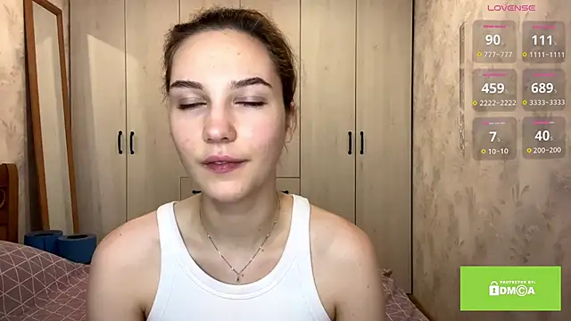 Snapshot of CatherineSaretto chatting on November 29, 2025, 5:05 pm CatherineSaretto online show from November 29, 2025, 5:05 pm