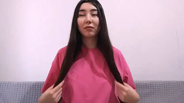 Snapshot of Alice_puff chatting on November 17, 2025, 10:21 am Alice puff online show from November 17, 2025, 10:21 am