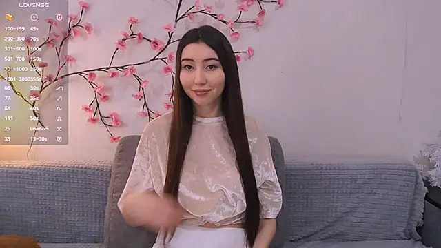 Snapshot of Alice_puff chatting on February 1, 2026, 8:13 am Alice puff online show from February 1, 2026, 8:13 am