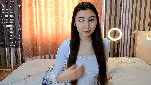 Snapshot of Alice_puff chatting on February 15, 2026, 8:13 am Alice puff online show from February 15, 2026, 8:13 am