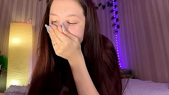 CutieSlim online show from March 10, 2026, 11:59 am