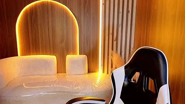 zoe tp online show from February 9, 2026, 8:46 pm