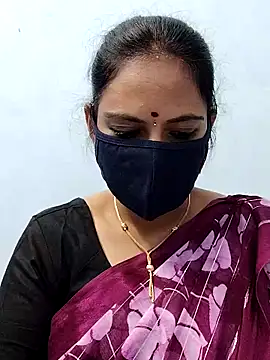 Queen-Neha online show from December 5, 2025, 5:53 pm