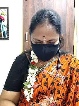 Queen-Neha online show from April 12, 2026, 9:47 am