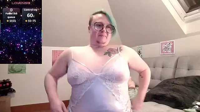 queerlyjaz online show from January 14, 2026, 1:55 am