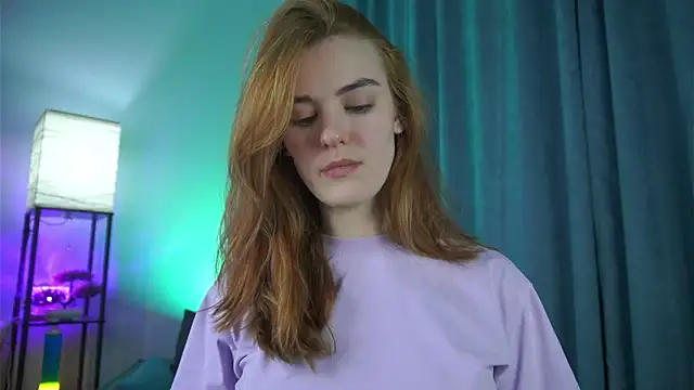 foxy cute4you online show from February 19, 2026, 7:32 pm