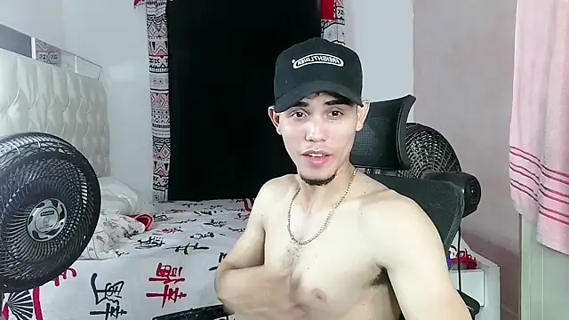 MischievousDuo online show from December 3, 2025, 5:59 am