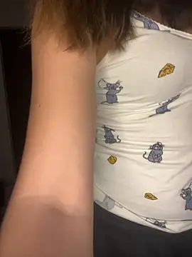 Snapshot of Sandrasnoww chatting on December 3, 2025, 9:46 pm Sandrasnoww online show from December 3, 2025, 9:46 pm