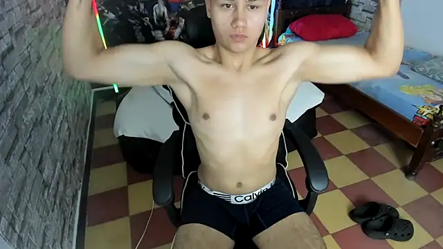 esteban rios  online show from November 30, 2025, 2:04 am