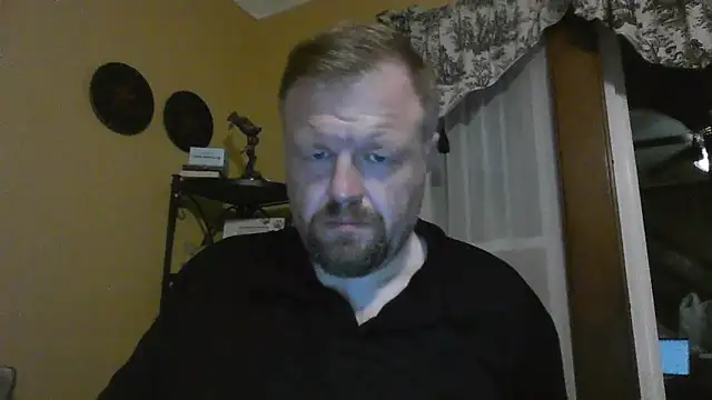 Snapshot of TheOneDonShaun chatting on December 20, 2025, 6:31 am TheOneDonShaun online show from December 20, 2025, 6:31 am