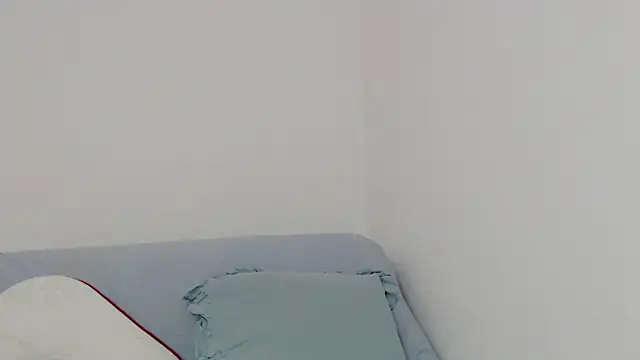 eren jaeger2000 online show from January 11, 2026, 5:12 am