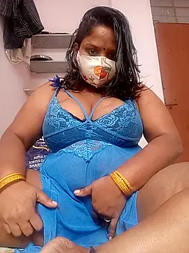 CUTE-LOVE-SWEETS online show from December 1, 2025, 5:34 am